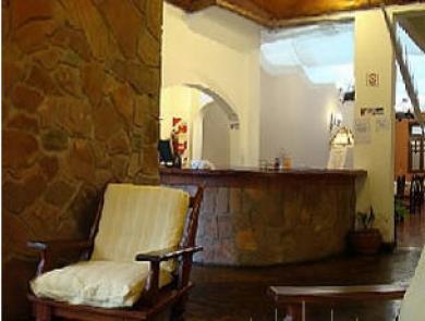 La Giralda Hotel *